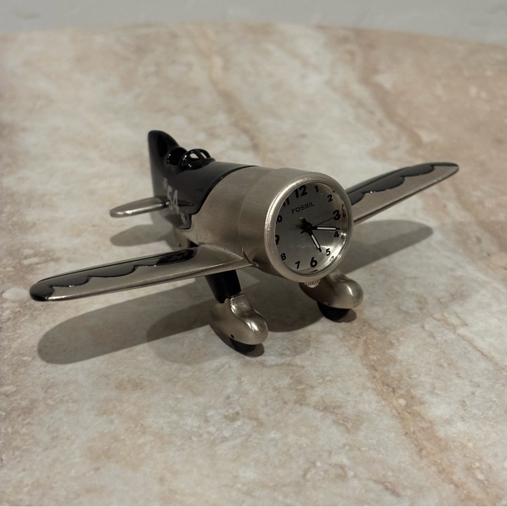 Fossil Airplane 54 Pilot replica Desk Clock